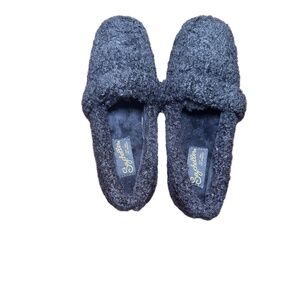 New Seychelles Slippers Womens Size 7 Black Fuzzy Antislip Cozy Warm